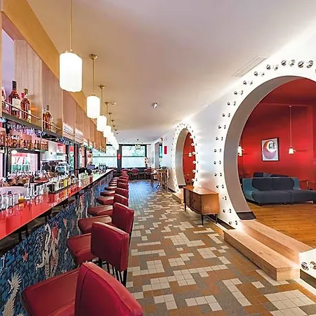 Hotel La Guitoune 4*
